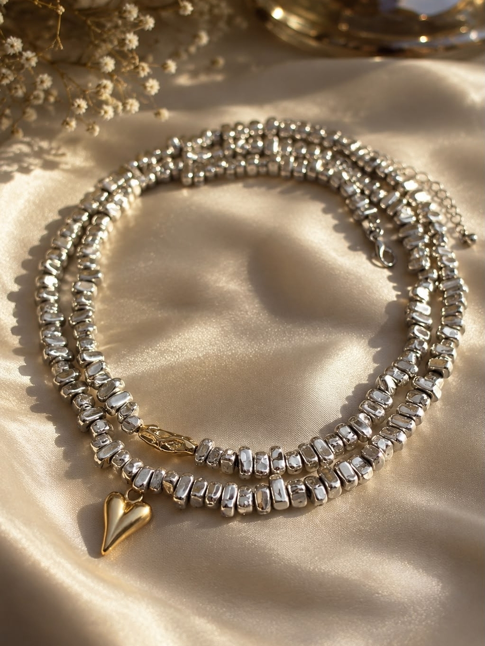 Elegant Two-Tone Beaded Choker Necklace with Gold Heart Charm - Picture 4 of 7